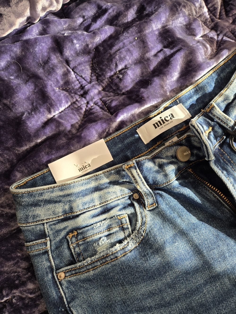 Mica Midrise Straight Leg Blue Jeans Size 26 NWT - Picture 4 of 6